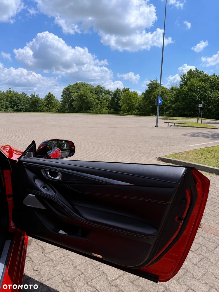 Infiniti Q60 2.0t Sport Tech - 11