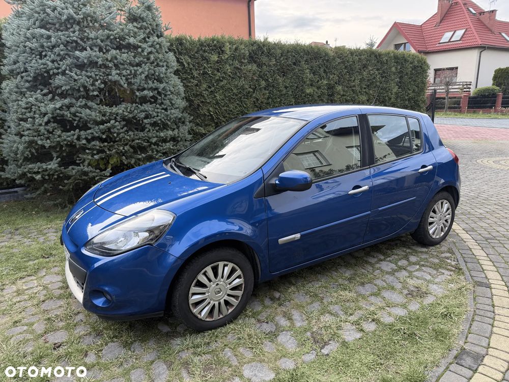 Renault Clio 1.2 16V 75 Dynamique - 11