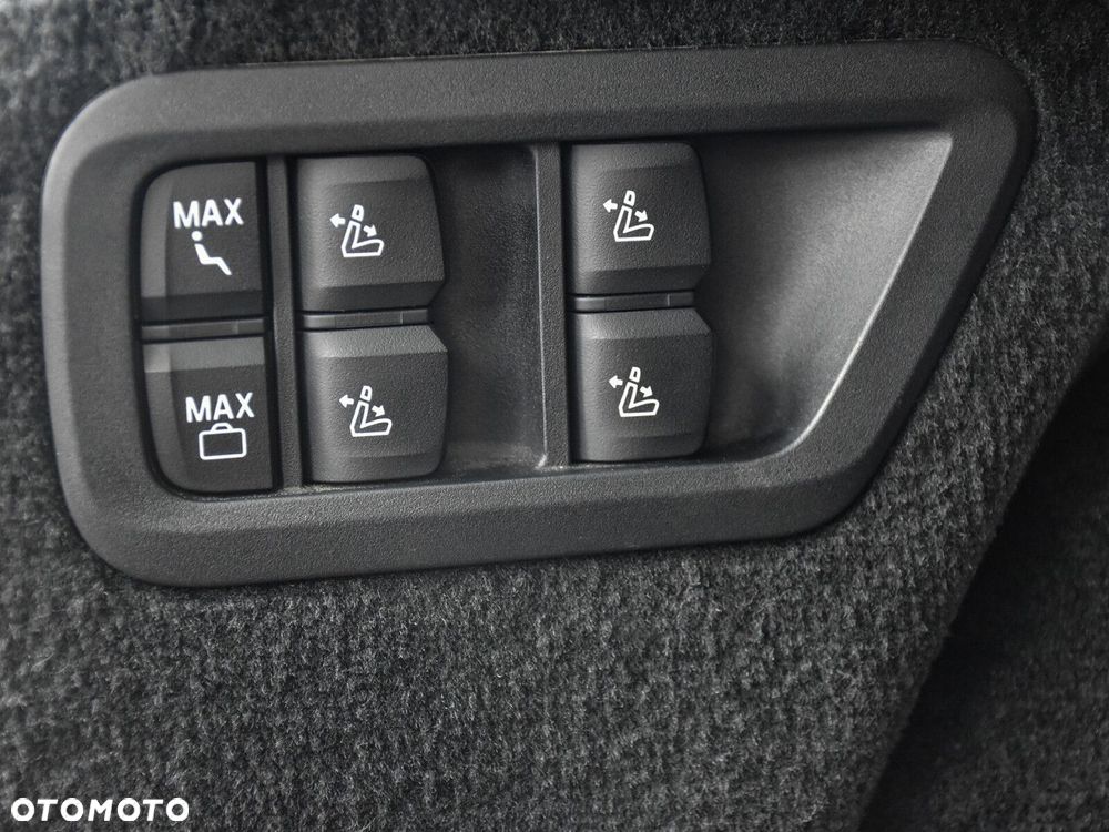 BMW X7 - 12