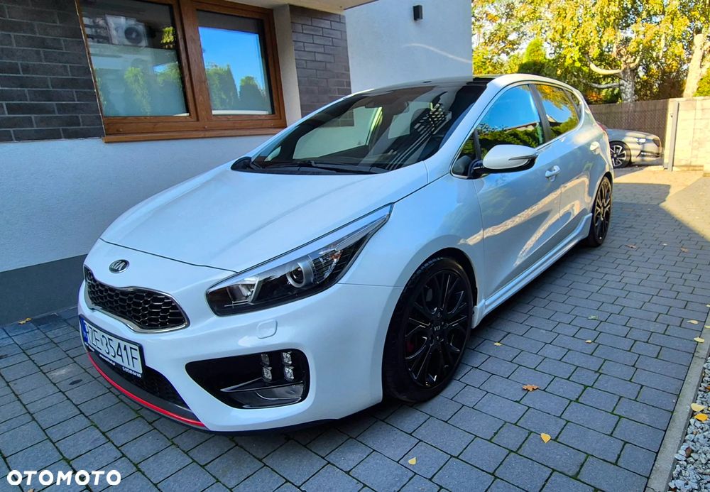 Kia Ceed 1.6 T-GDI GT - 2
