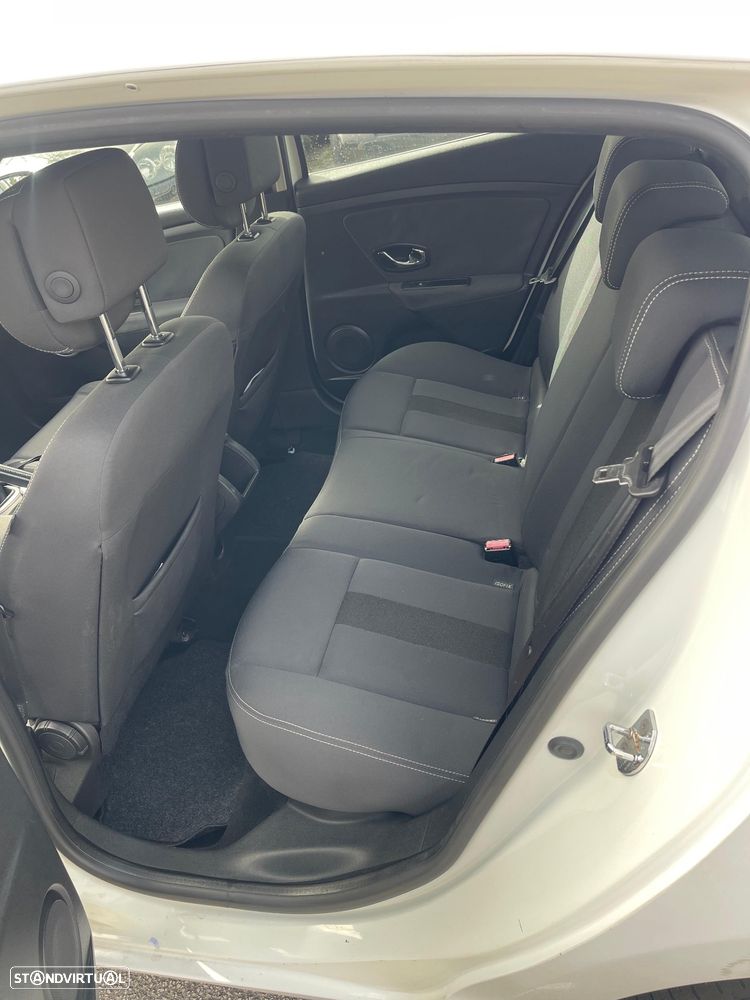 Renault Mégane - 7