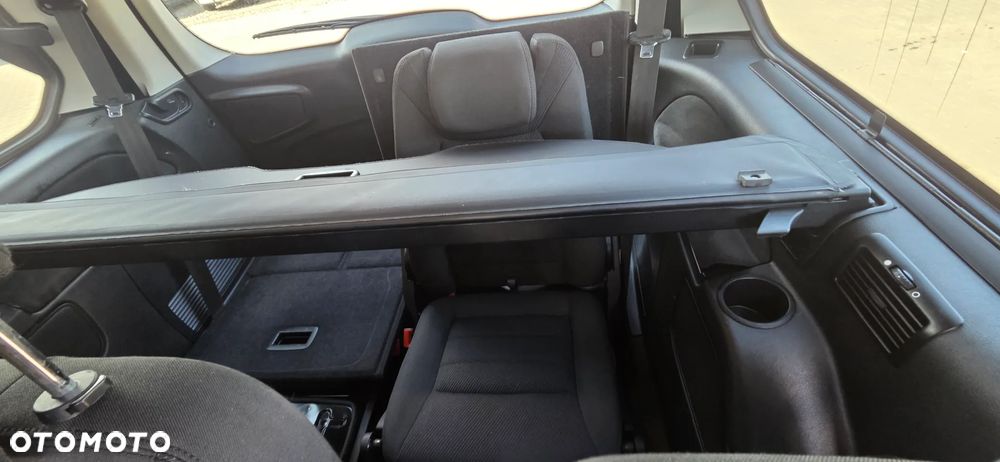 Ford Galaxy 2.0 TDCi Ghia - 29