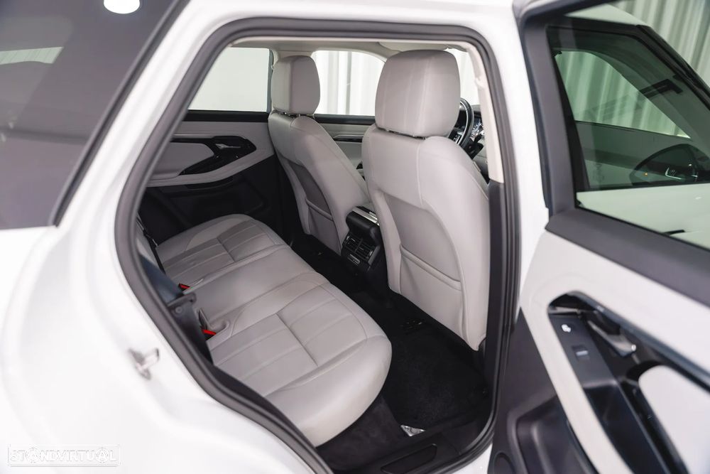 Land Rover Range Rover Evoque P300e R-Dynamic HSE - 46