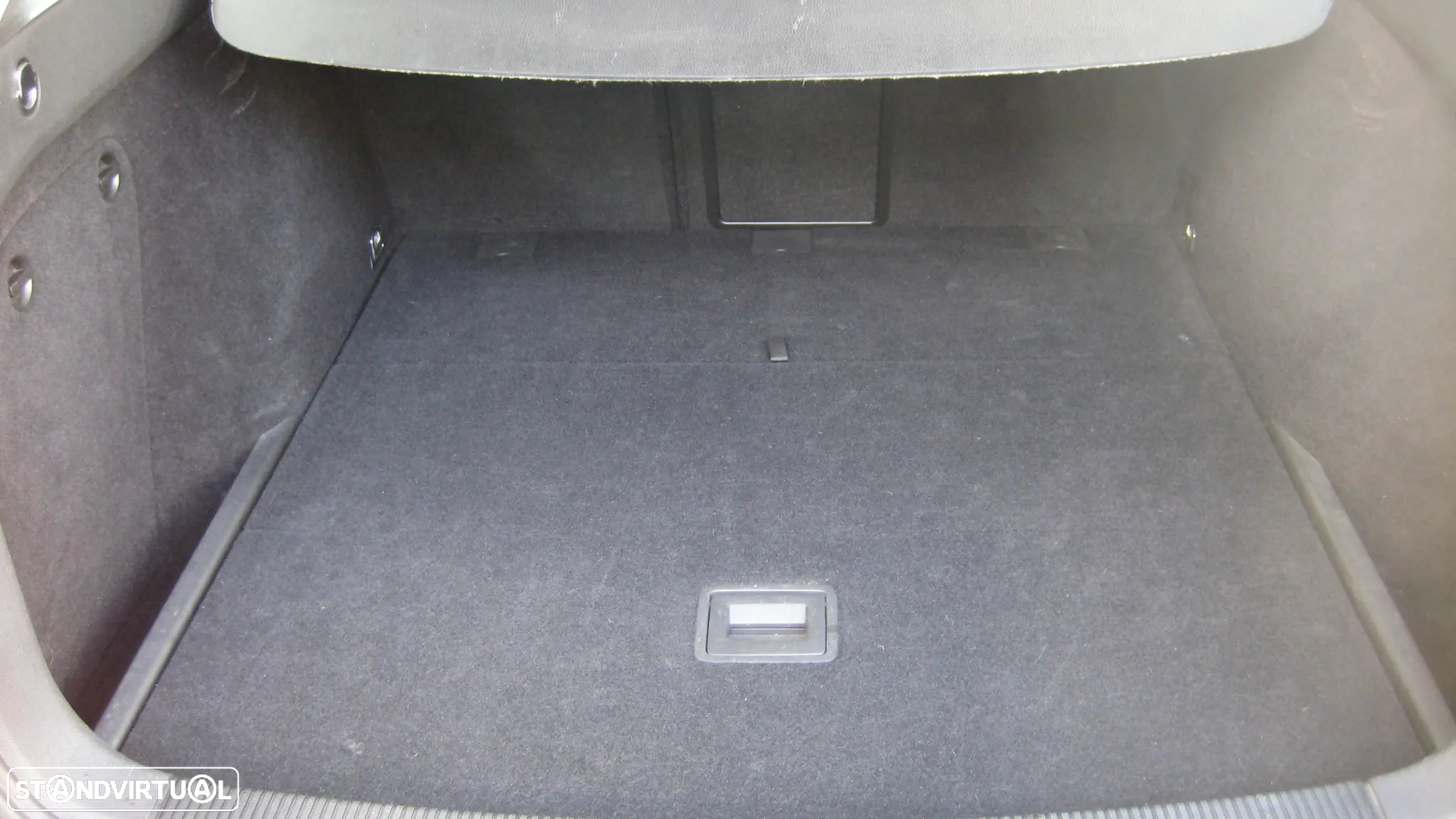 VW Golf Variant 1.6 TDi Confortline - 12