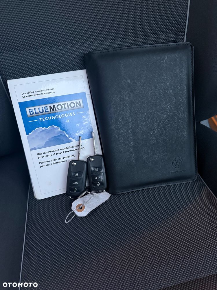 Volkswagen Multivan - 26