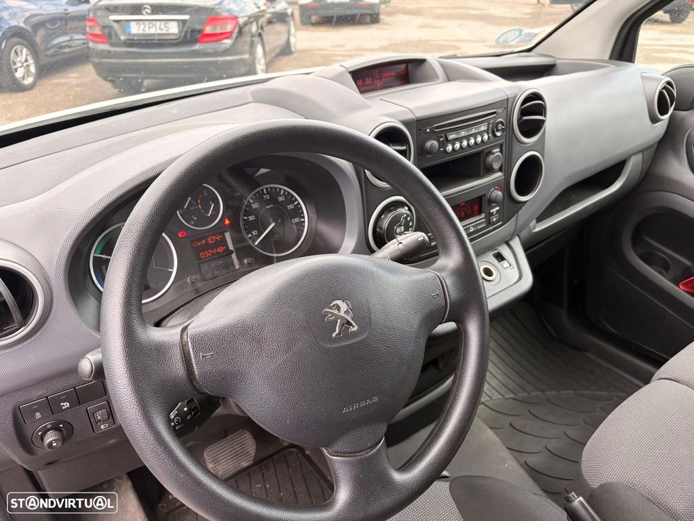 Peugeot e-partner - 11