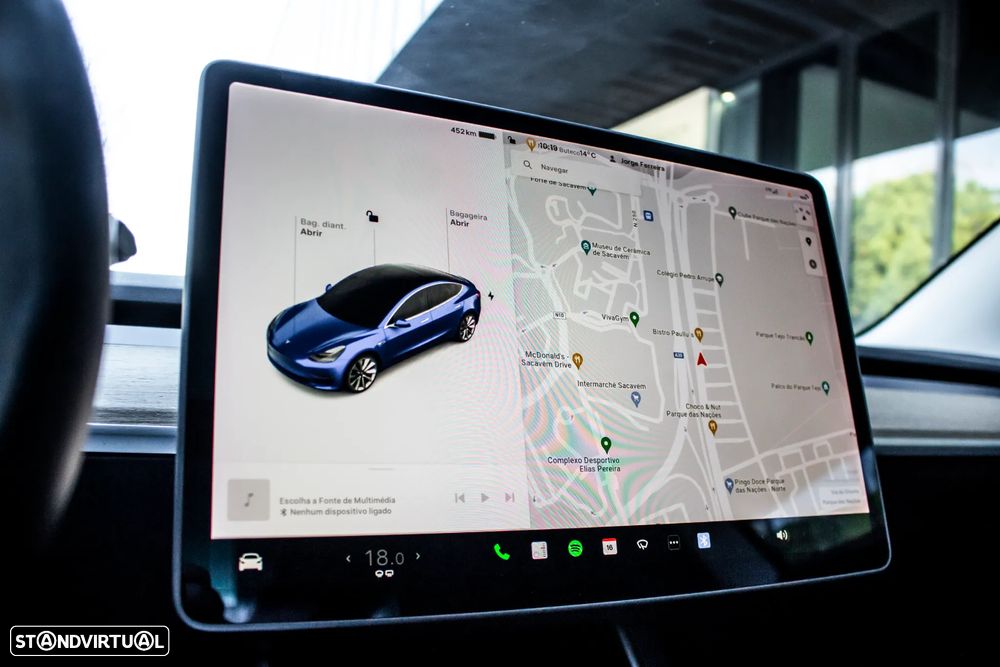 Tesla Model 3 Long Range AWD Dual Motor Performance - 26