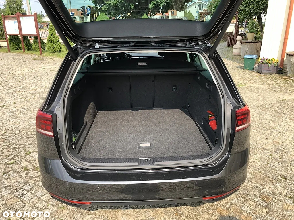 Volkswagen Passat 2.0 TDI EVO Business DSG - 26