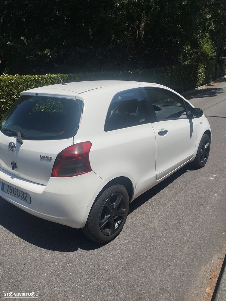 Toyota Yaris 1.4 D-4D - 7