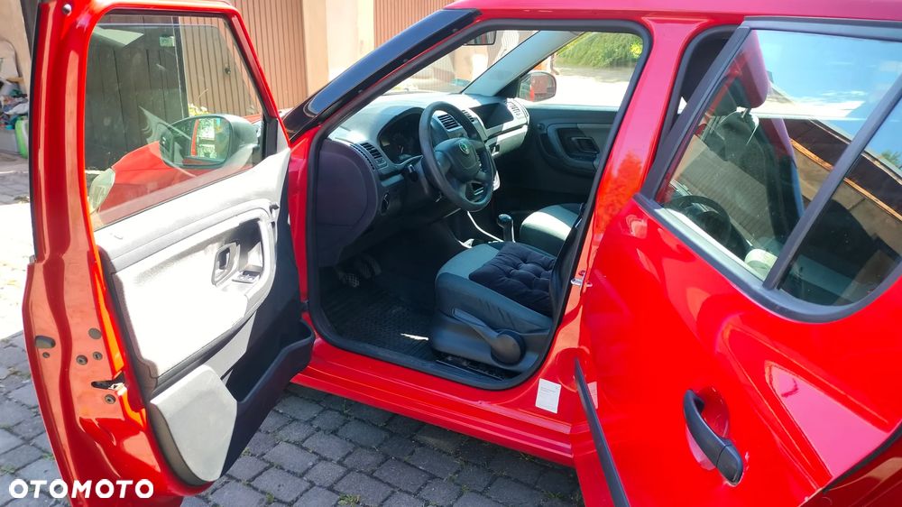 Skoda Fabia 1.2 TSI Active - 10