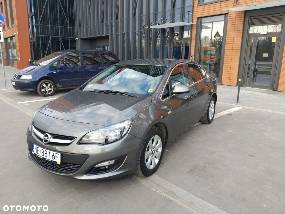 Opel Astra - 3