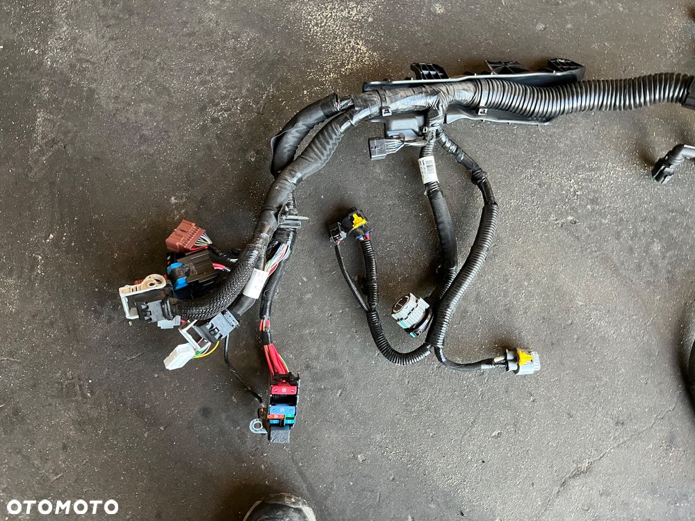 Instalacja silnika (2) Renault Arkana E-TECH - 2