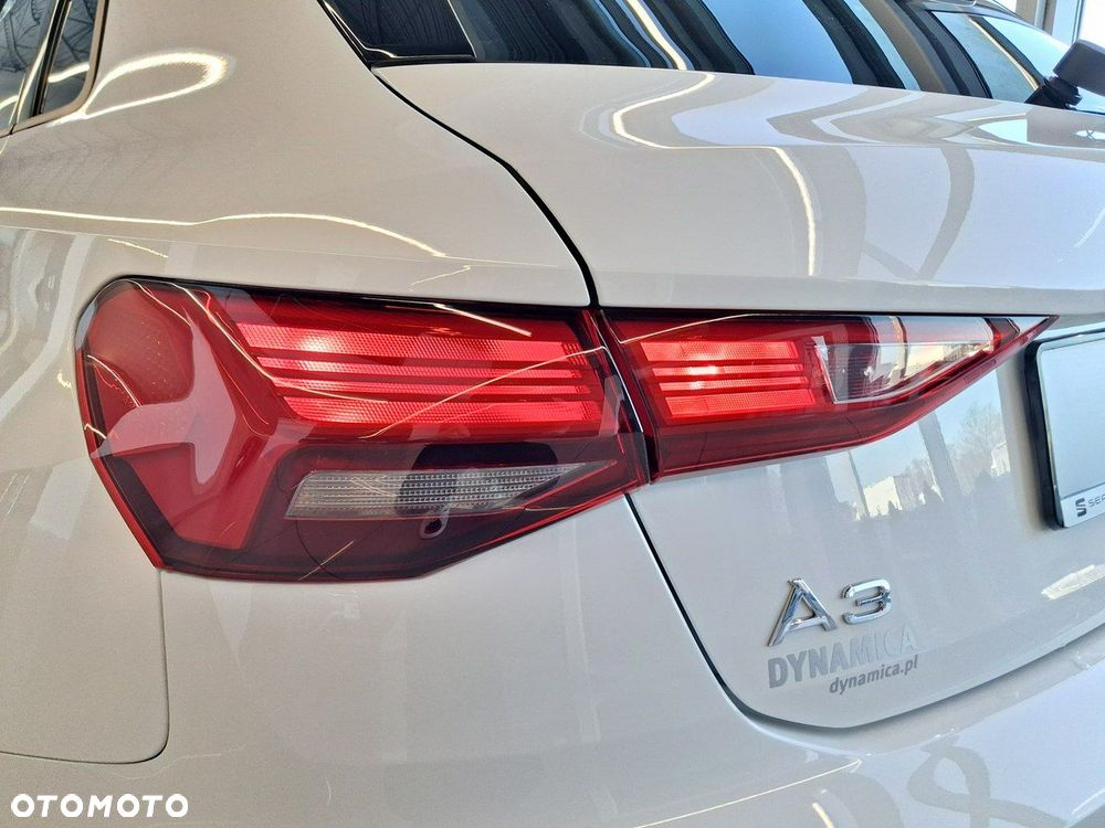 Audi A3 Sportback - 12