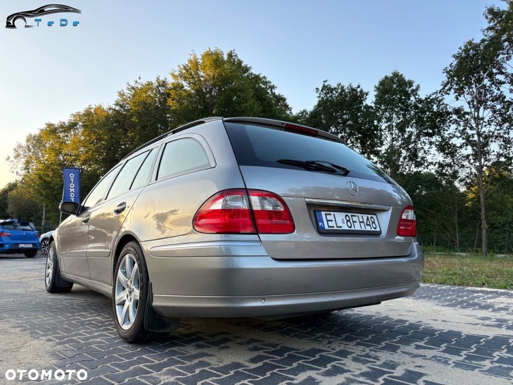 Mercedes-Benz Klasa E 500 4-Matic T Elegance - 18