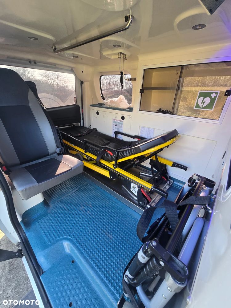 Opel Vivaro 1.6dci Karetka Ambulans Nosze - 13