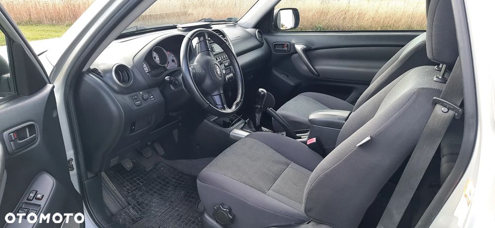 Toyota Rav4 2003 photo 4