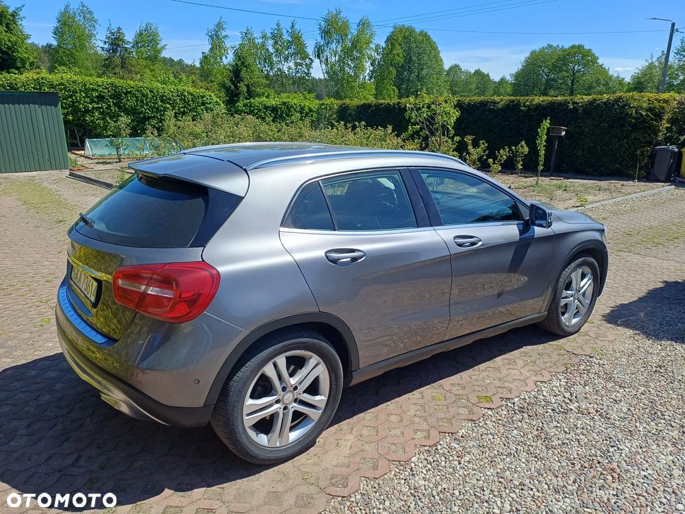 Mercedes-Benz GLA 250 4-Matic - 3