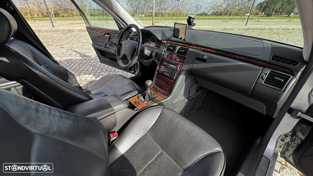 Mercedes-Benz E 220 CDI Elegance - 15