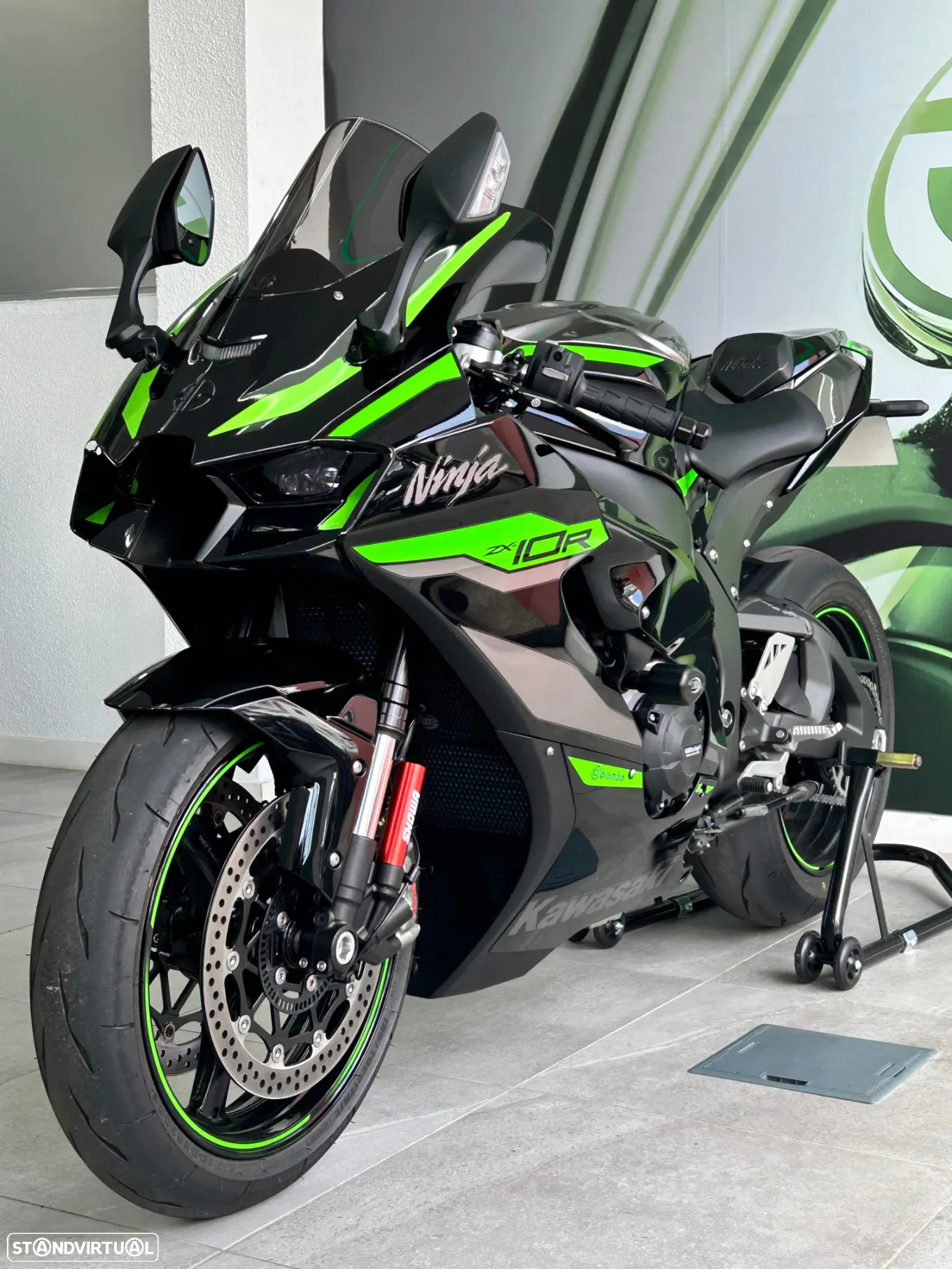 Kawasaki Ninja ZX-R - 15