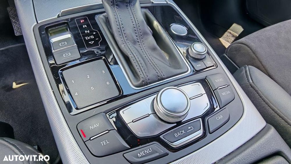 Audi A6 Avant 2.0 TDI Ultra DPF S tronic - 13