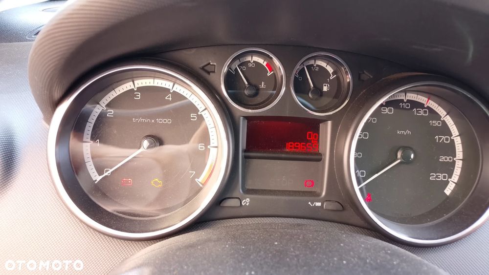 Peugeot 308 - 4