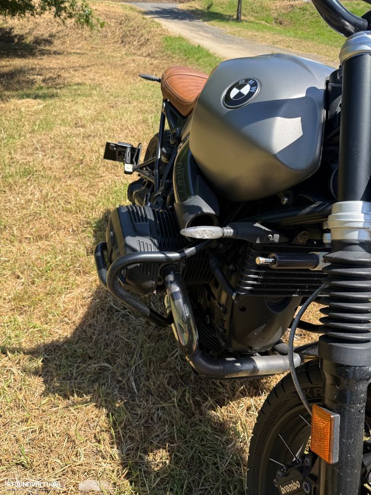 BMW R nineT - 7