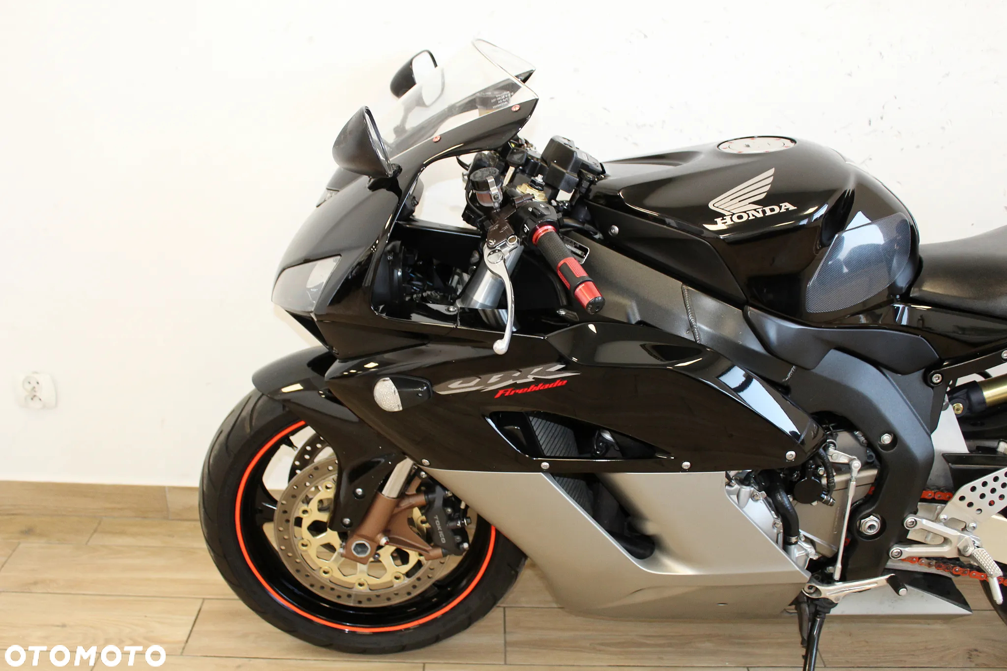 Honda CBR - 12