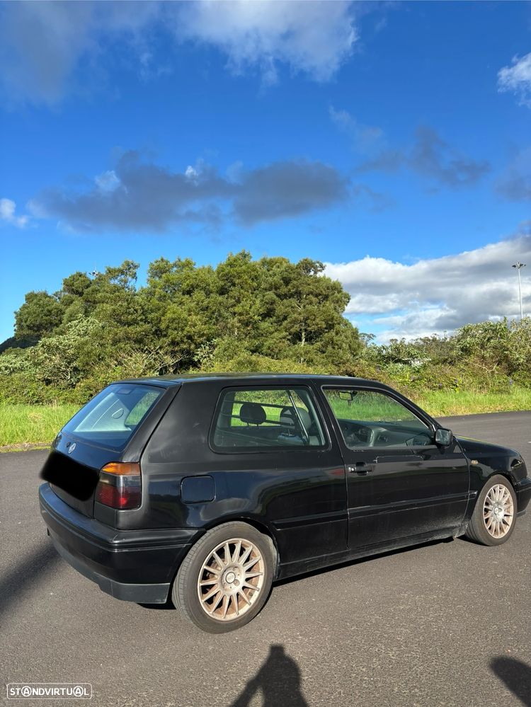 VW Golf 1.9 GTD - 4