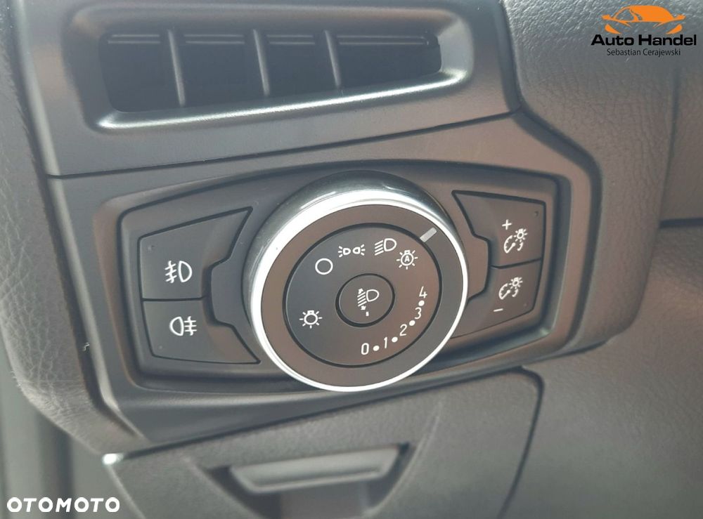 Ford Focus 1.0 EcoBoost STart-Stopp-System TITANIUM - 17