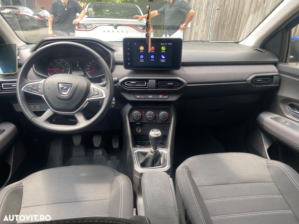 Dacia Sandero - 6