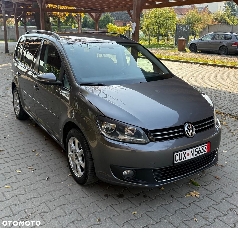 Volkswagen Touran 2011 photo 5