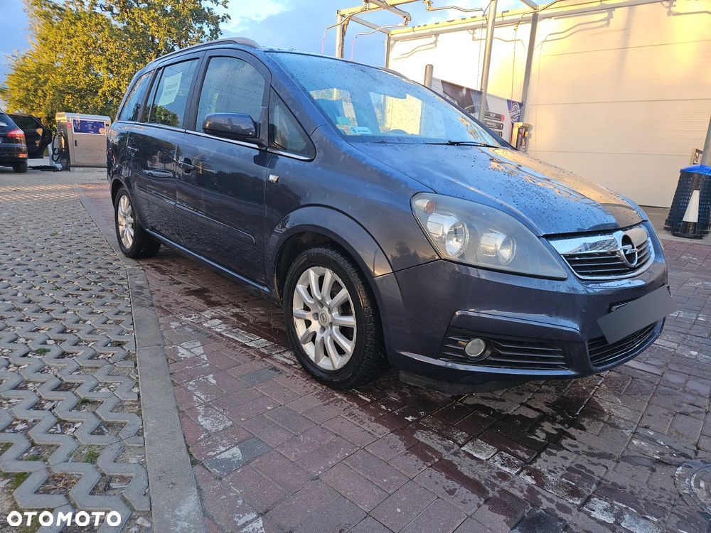 Opel Zafira - 3