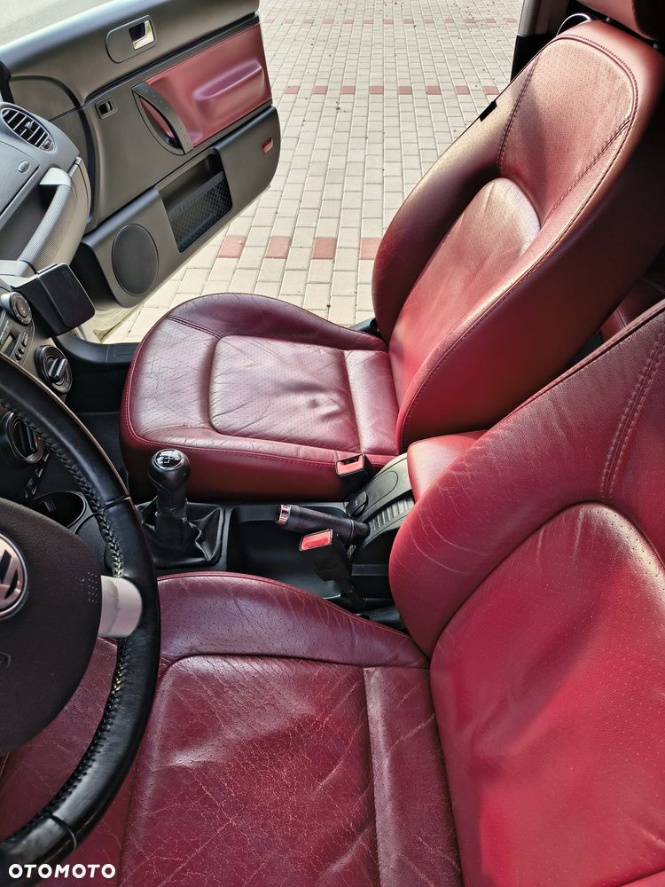 Volkswagen New Beetle 1.9 TDI - 4