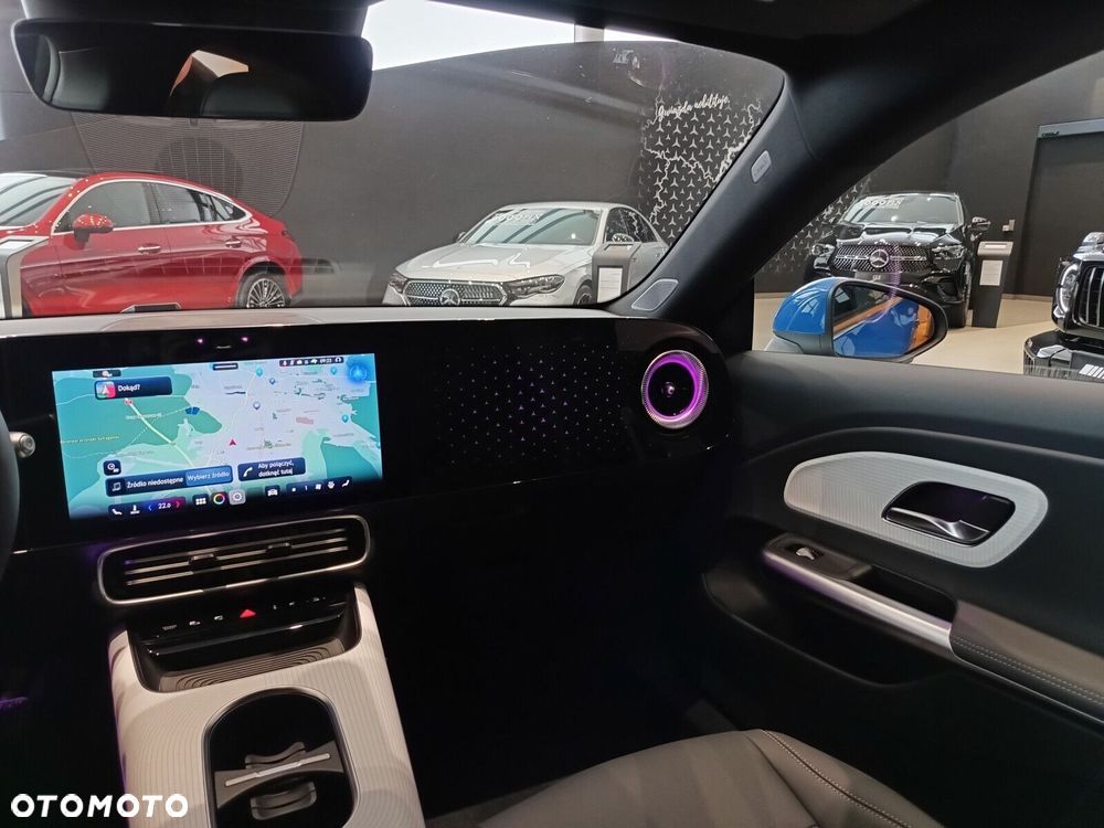 Mercedes-Benz CLA - 17