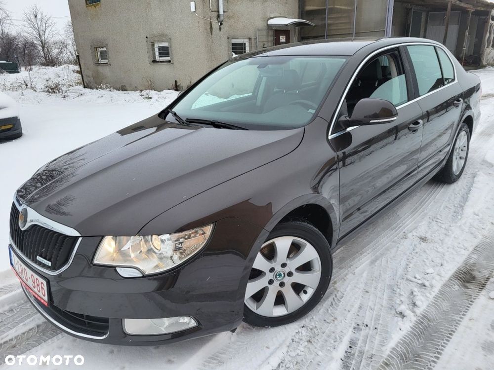 Skoda Superb - 1