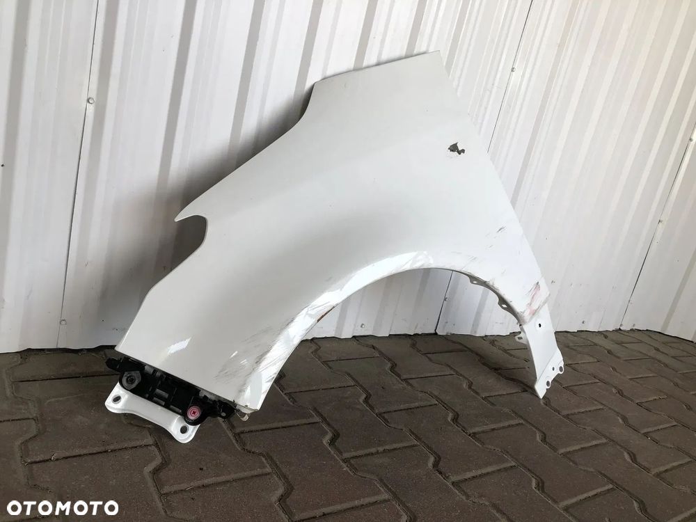 TOYOTA YARIS IV GR 2020- BŁOTNIK LEwy przód przedni ŚLIZG - 1