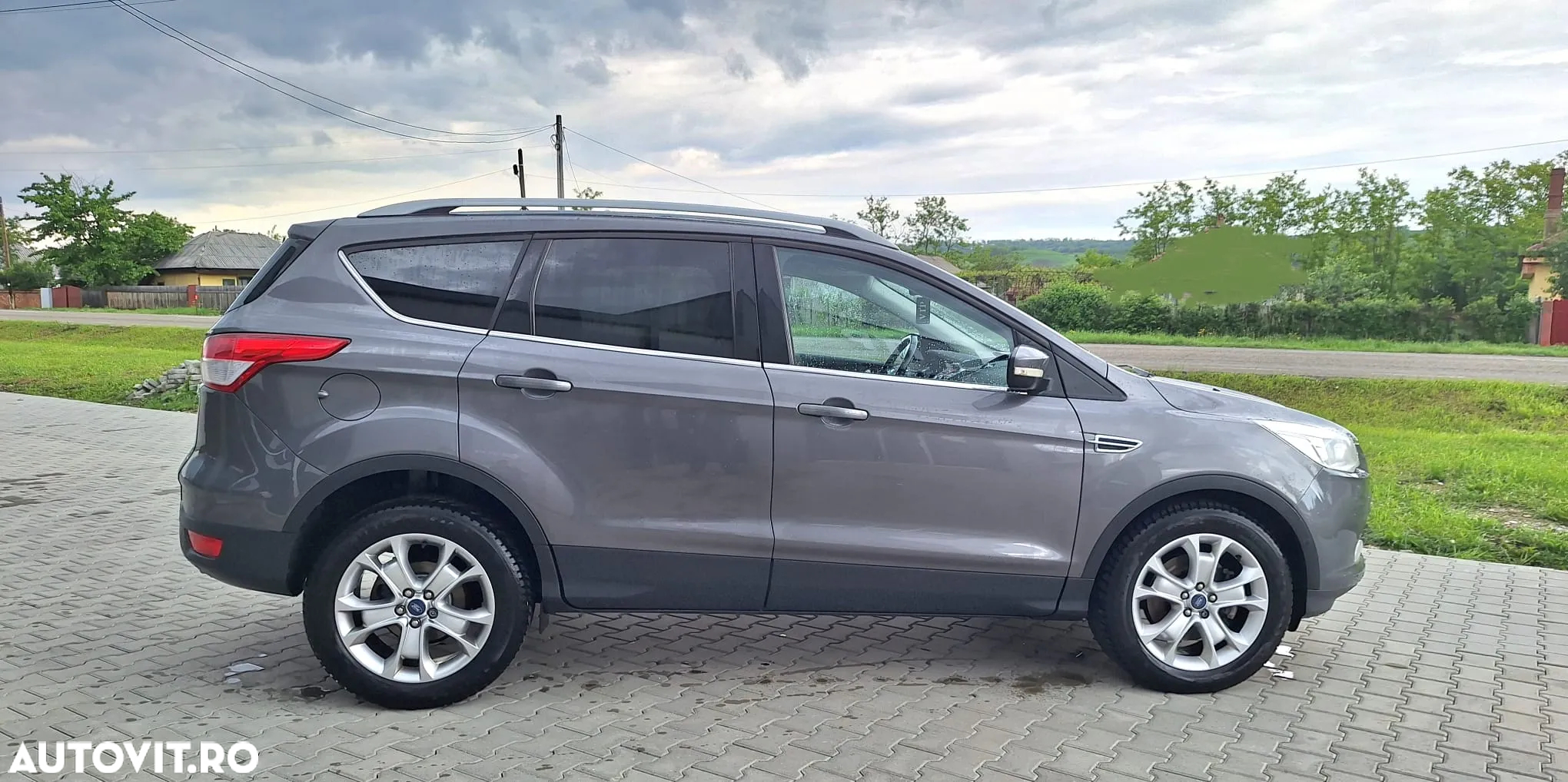 Ford Kuga 2.0 TDCi 2x4 SYNC - 10