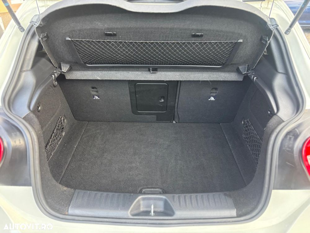 Mercedes-Benz A 200 CDI (BlueEFFICIENCY) 7G-DCT AMG Sport - 11