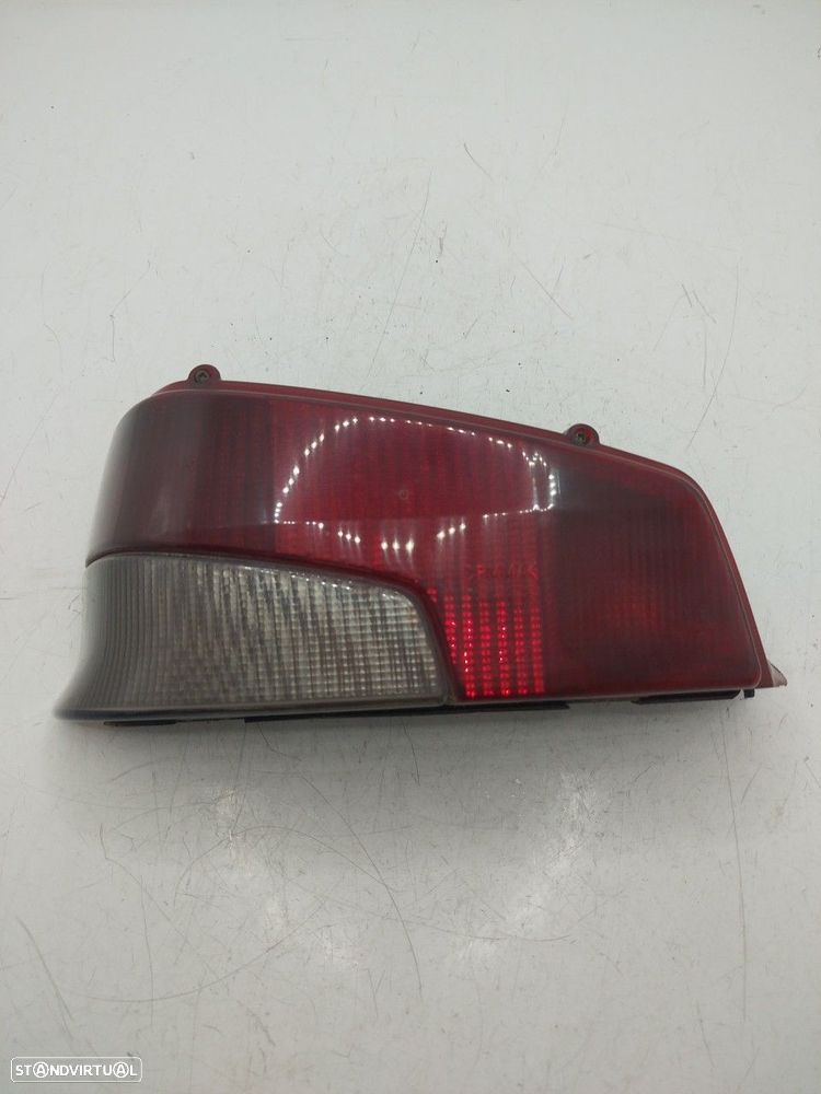 Farolim Stop Esq Peugeot 106 I (1A, 1C)
