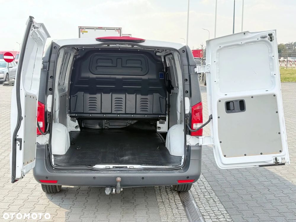 Mercedes-Benz Vito 110CDI Long L2H1 Drzwi Skrzydełkowe Salon PL, BEZWYPADKOWY - 7