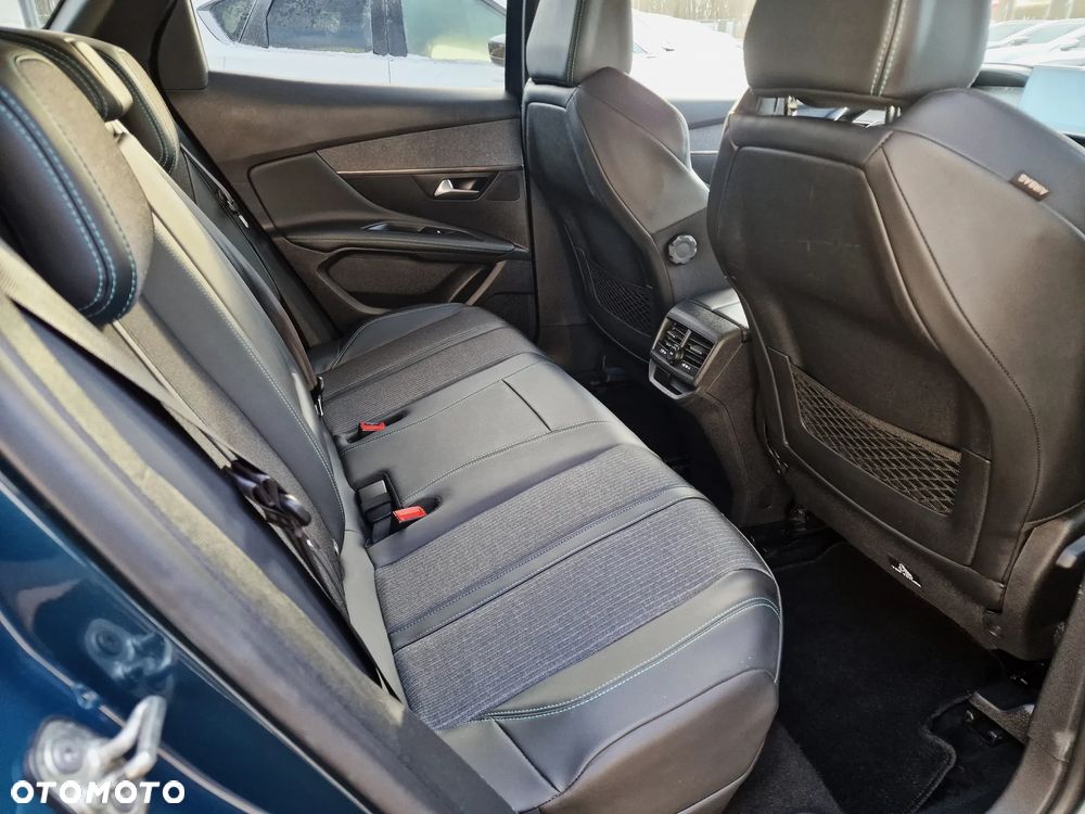 Peugeot 3008 225 e-EAT8 Allure Pack - 24