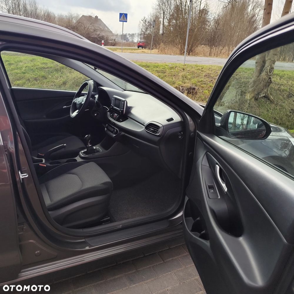 Hyundai i30 1.4 Classic - 21