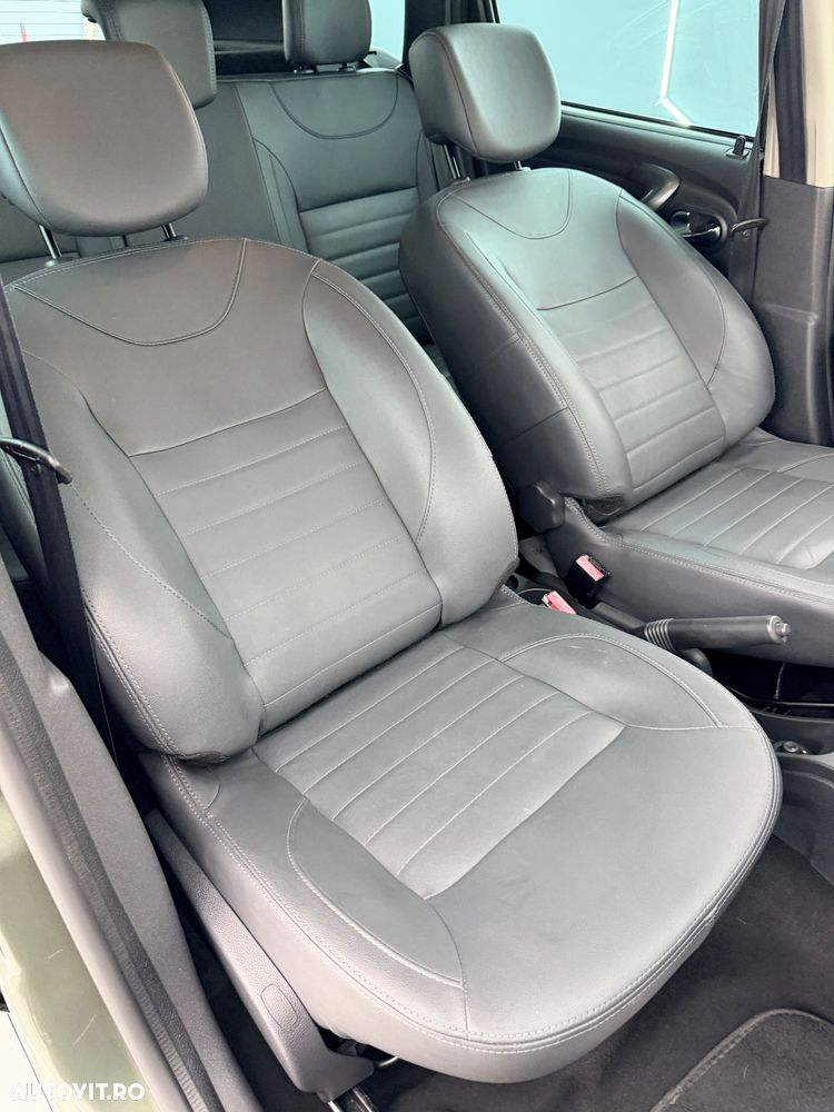 Dacia Duster 1.5 dCi 4x2 Laureate - 16