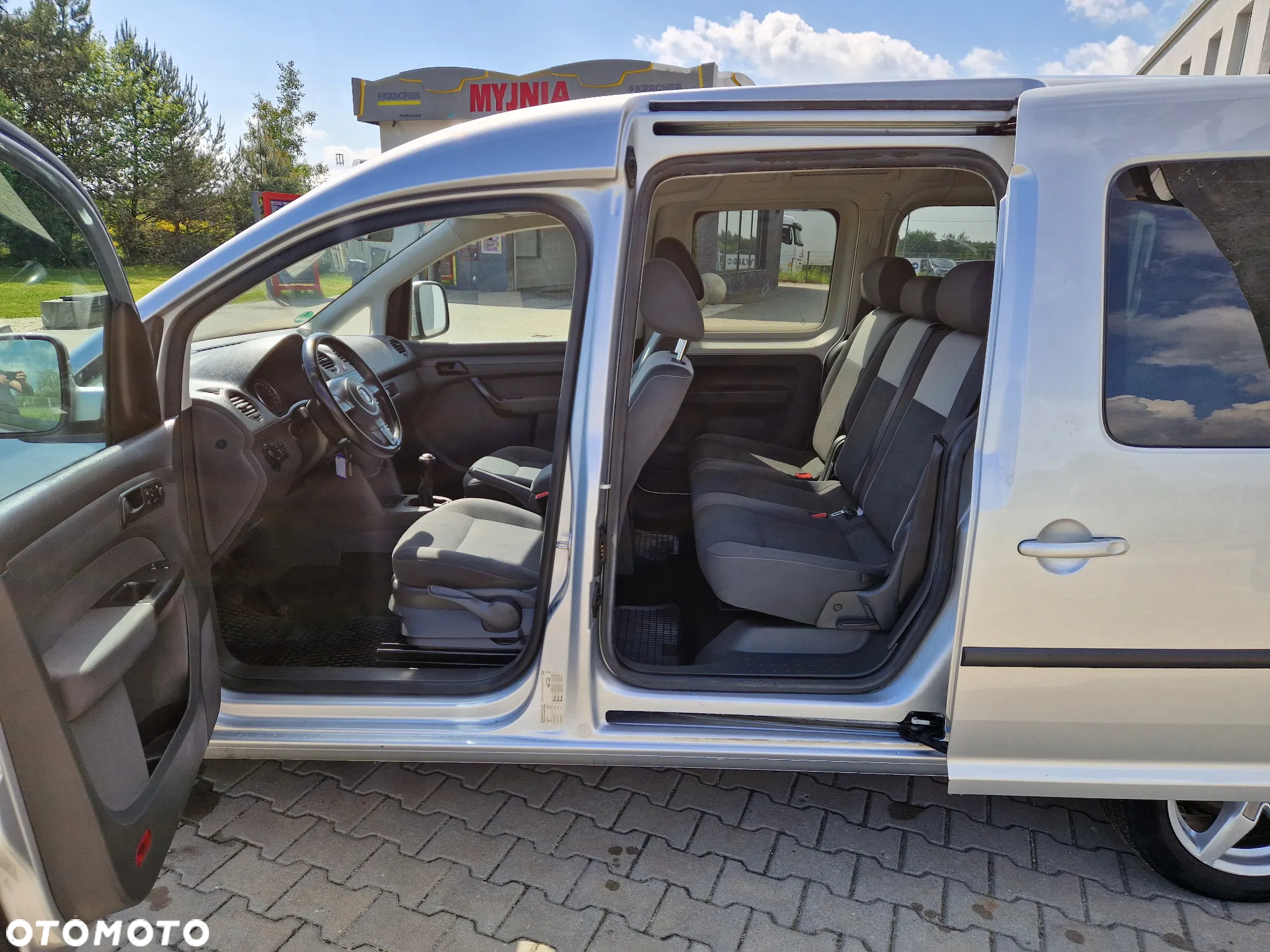 Volkswagen Caddy Maxi 1.6 TDI Comfortline - 9