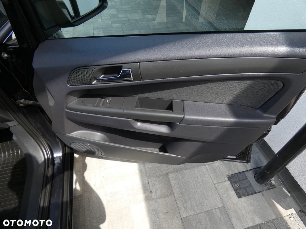 Opel Zafira 1.6 Enjoy - 29