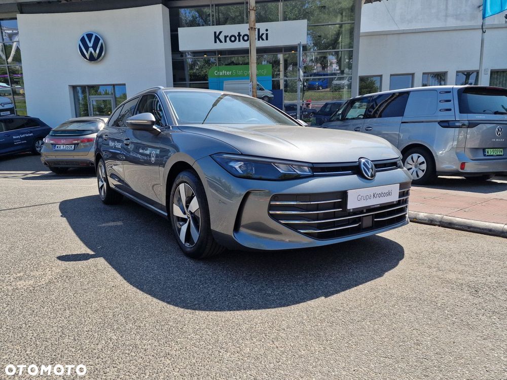 Volkswagen Passat Variant 1.5 TSI ACT mHEV Business DSG - 4