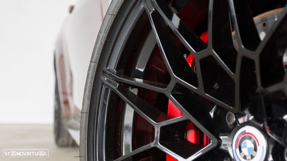 BMW M4 Competition Pack 50 anos M - 12