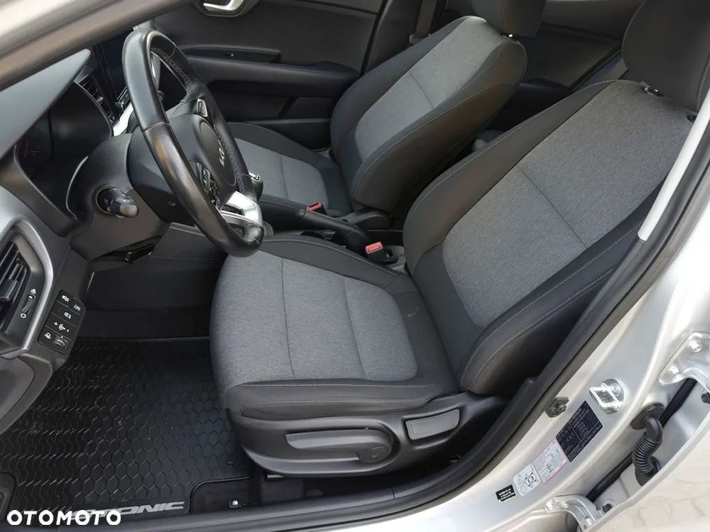 Kia Stonic 1.0 T-GDI L Business Line - 20