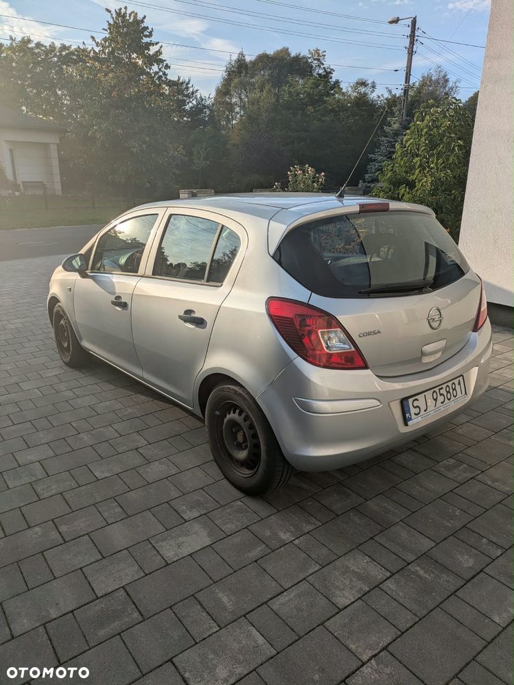 Opel Corsa - 2