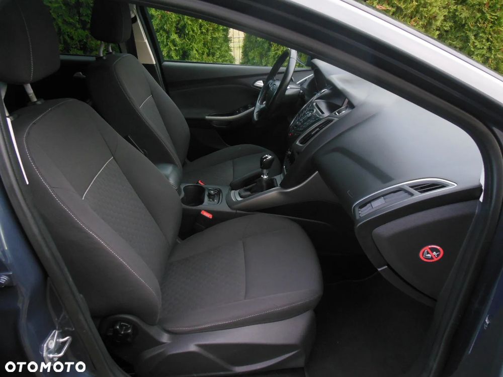 Ford Focus - 10